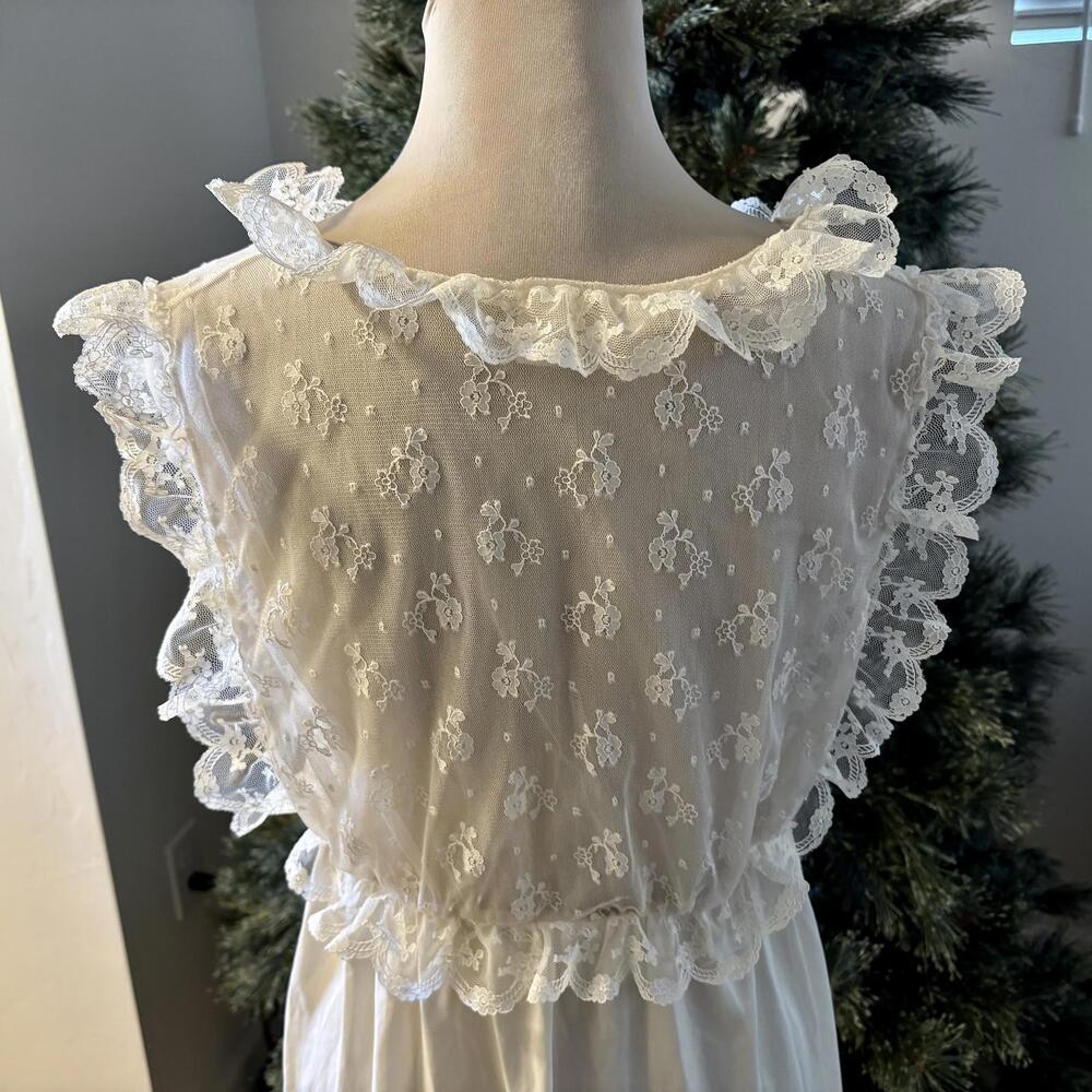 Vintage 1960's Ruffled Ivory Lace Lingerie Top Cami Chiffon - Picture 3 of 9